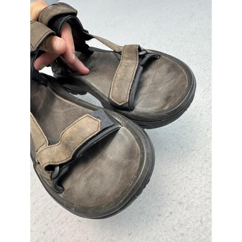 Teva Sandals Mens Size 10 Brown Leather Hiking Adjustable Strap 1006251